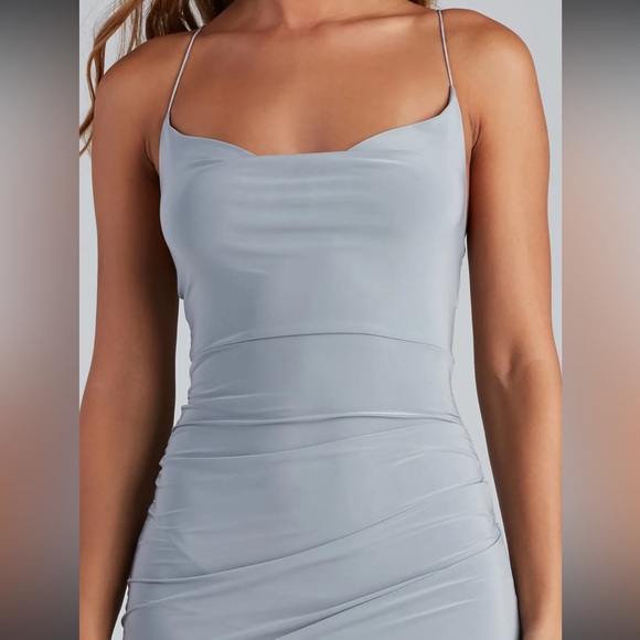 🦋Adorable grey sleeveless mini dress! - Picture 3 of 13